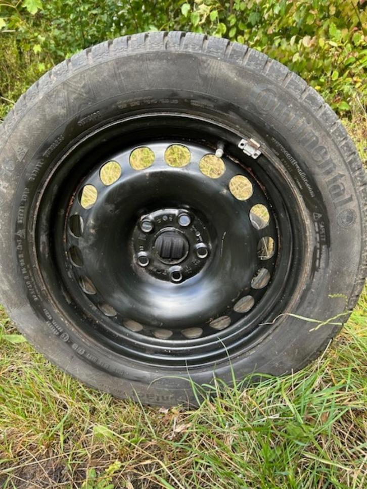 Pneus hiver sur jantes ET 33, Auto-onderdelen, Banden en Velgen, Banden en Velgen, Winterbanden, 16 inch, 205 mm, Personenwagen