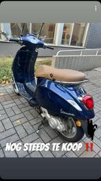 Vespa sprint, Fietsen en Brommers, Scooters | Vespa, Ophalen, Zo goed als nieuw, Benzine, 50 cc