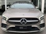 Mercedes-Benz A-Klasse 250 E PHEV / Pack AMG / Toit Pano / F, Auto's, 2175 kg, Gebruikt, Alcantara, Beige