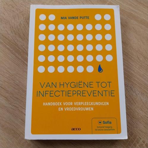 UCLL - VAN HYGIENE TOT INFECTIEPREVENTIE, Diversen, Schoolbenodigdheden, Zo goed als nieuw, Ophalen of Verzenden