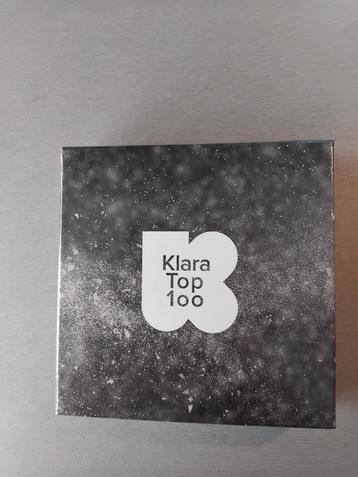 Boîte de 10 CD Top 100 de Klara. Nouveau dans son emballage.