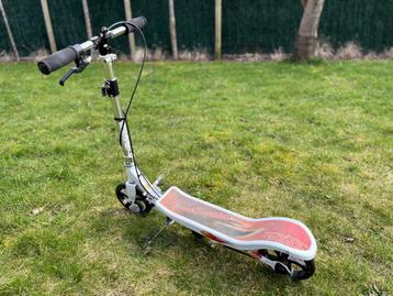 Space scooter beschikbaar voor biedingen