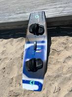 Planche Duotone select 139 année 2025 état neuf, Watersport en Boten, Kitesurfen, Ophalen of Verzenden, Zo goed als nieuw