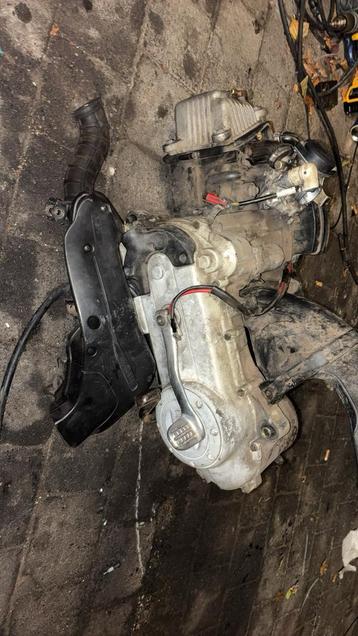 Piaggio 50cc 4t motorblok beschikbaar voor biedingen