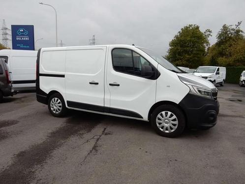 Renault Trafic 1.6Dci 68000km (15000Netto+Btw/Tva), Autos, Camionnettes & Utilitaires, Entreprise, Achat, Airbags, Air conditionné