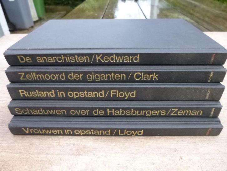 Mooie reeks van 5 boeken., Boeken, Geschiedenis | Wereld, Zo goed als nieuw, Ophalen of Verzenden