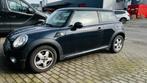 Mini cooper one 1.4i met schade, Auto's, Mini, Voorwielaandrijving, Zwart, Leder en Stof, Zwart