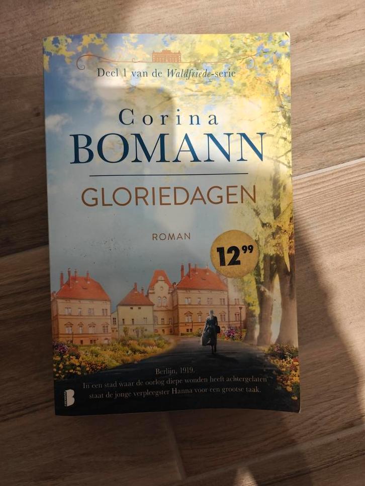 Corina Bomann - Gloriedagen, Boeken, Literatuur, Zo goed als nieuw, Ophalen of Verzenden