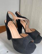 Talons noirs, Comme neuf, Noir, C.H.Creation, Envoi