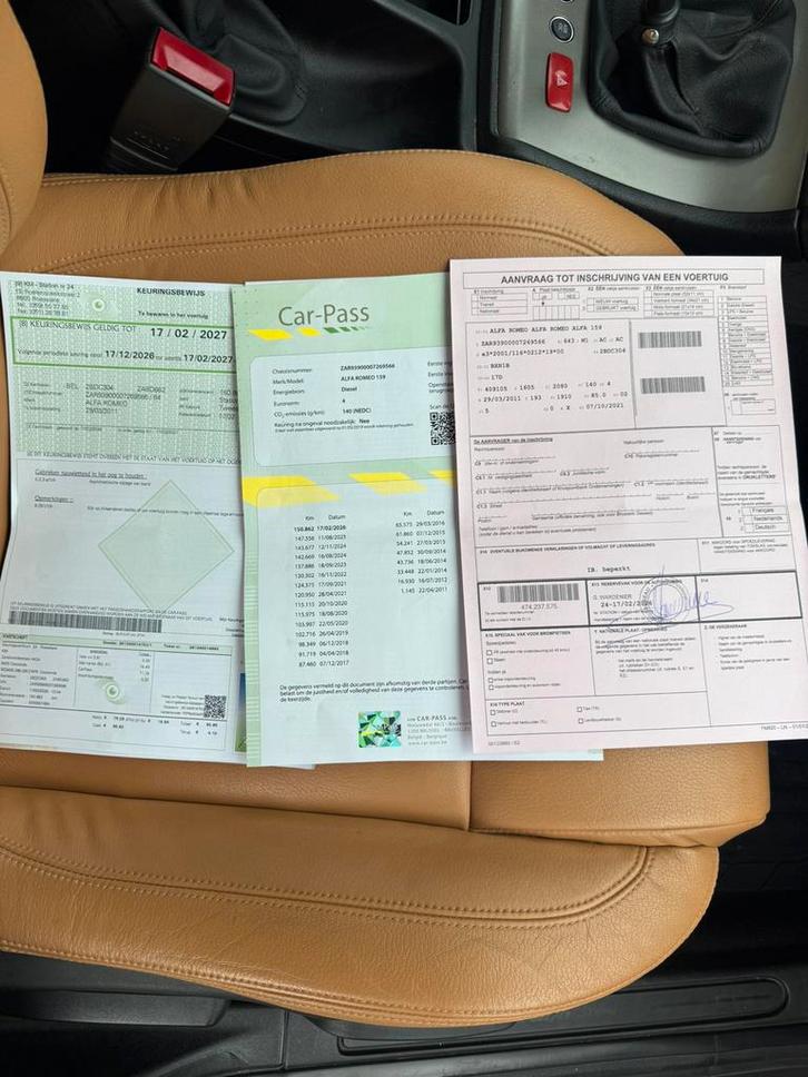 Alfa Romeo 156 1.9JTD 150.000km goedgekeurd voor verkoop, Auto's, Alfa Romeo, Particulier, Airconditioning, Diesel, Euro 4, Break