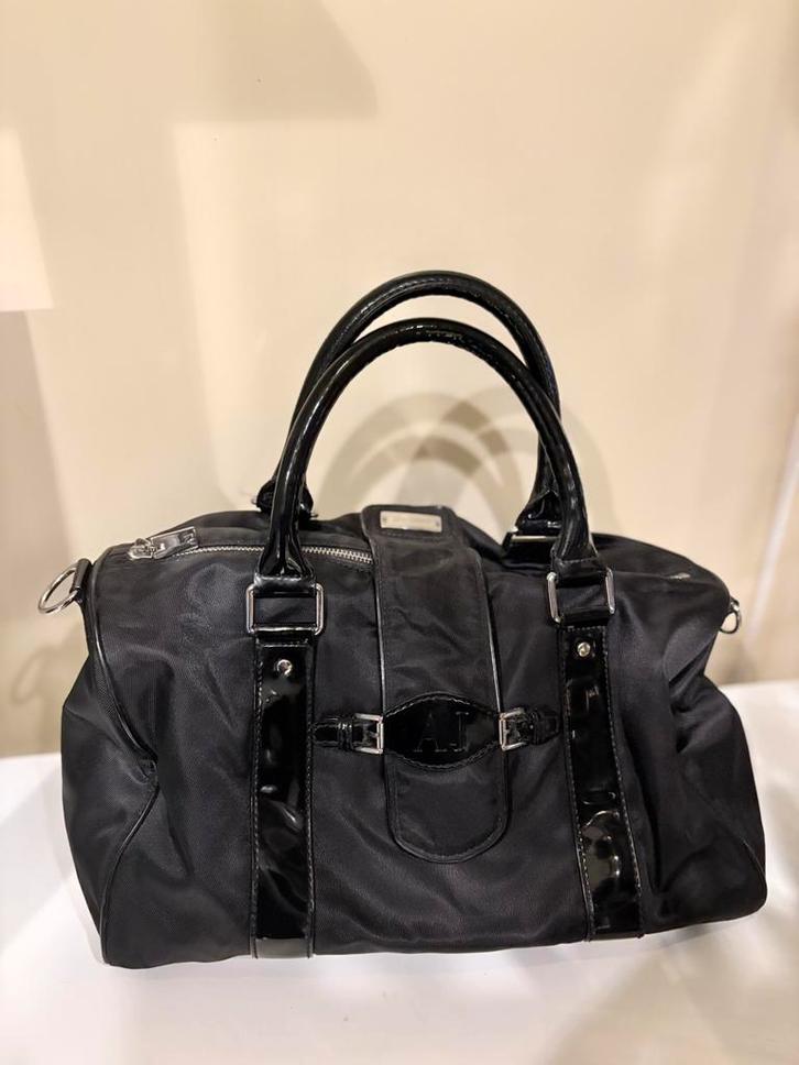 ARMANI JEANS nylon en lakleer tas, Handtassen en Accessoires, Tassen | Reistassen en Weekendtassen, Zo goed als nieuw, Ophalen of Verzenden