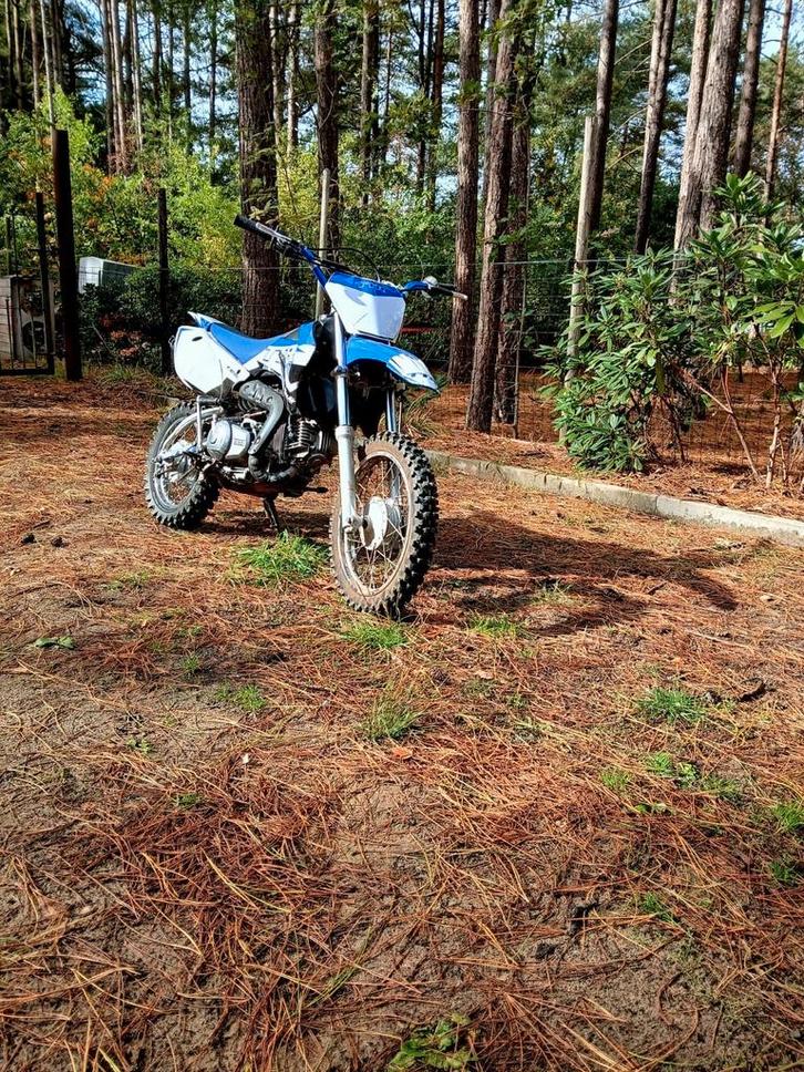 Yamaha TT-R110E, Fietsen en Brommers, Brommers | Crossbrommers, Zo goed als nieuw, Yamaha, Ophalen