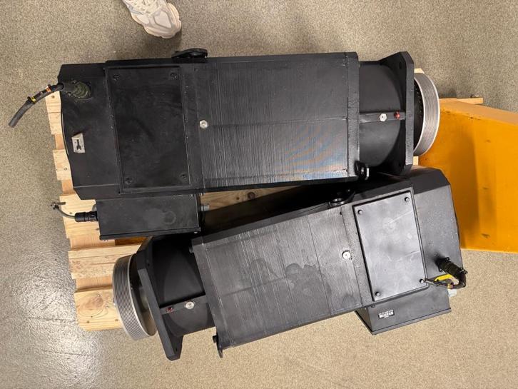 Moteurs servo asynchrones Parker MS-54160LFB-30-R01K2-0001, Doe-het-zelf en Bouw, Aggregaten, Zo goed als nieuw, Overige typen