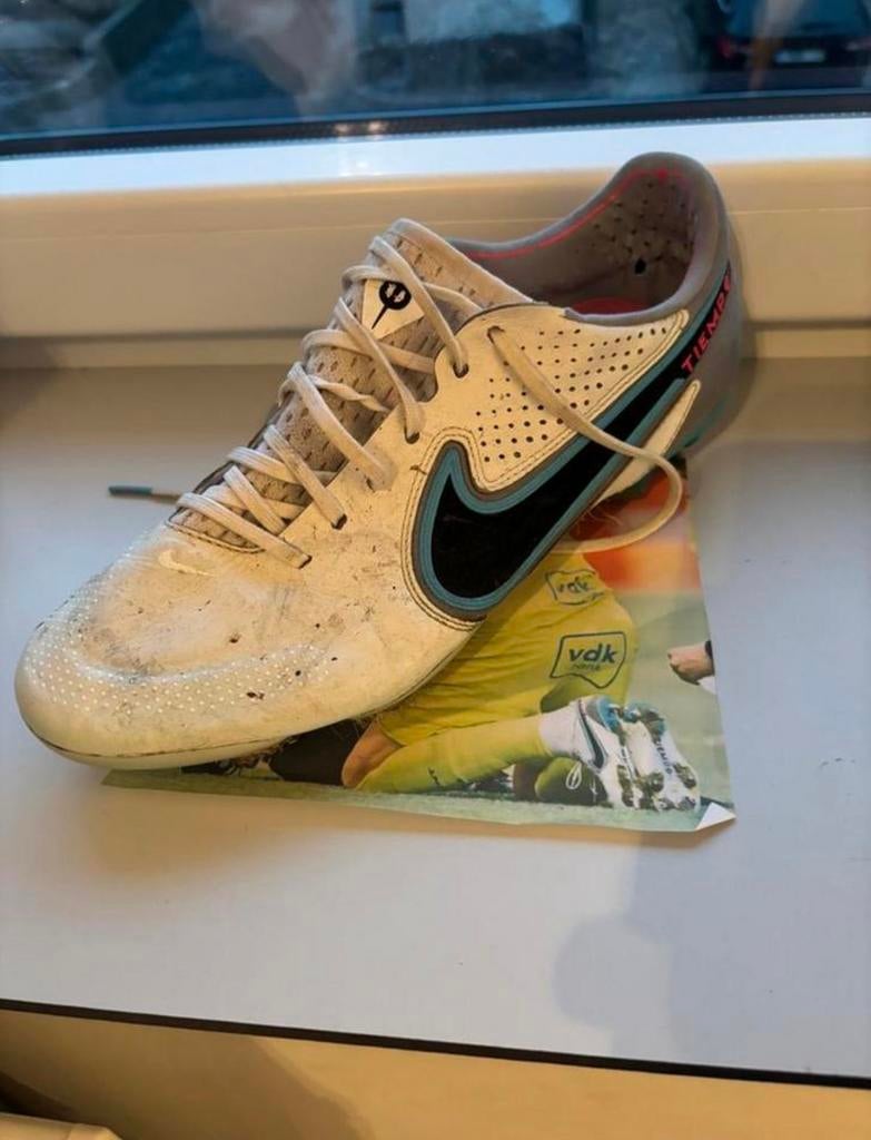 Schoen Stefan Mitrovic, Sport en Fitness, Voetbal, Ophalen of Verzenden, Gebruikt, Schoenen