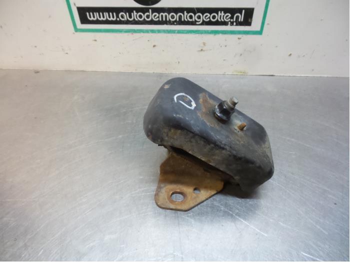 Support moteur d'un Hyundai H300, Autos : Pièces & Accessoires, Suspension & Châssis, Hyundai, Utilisé, 3 mois de garantie, Enlèvement ou Envoi