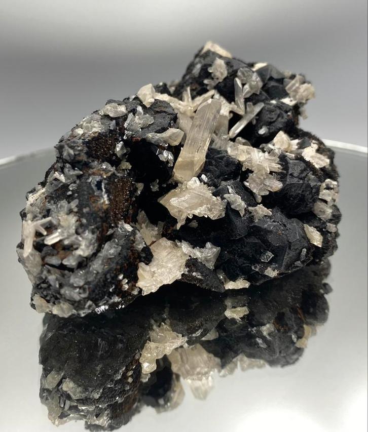 Cerussiet op galeniet, Verzamelen, Mineralen en Fossielen, Ophalen of Verzenden