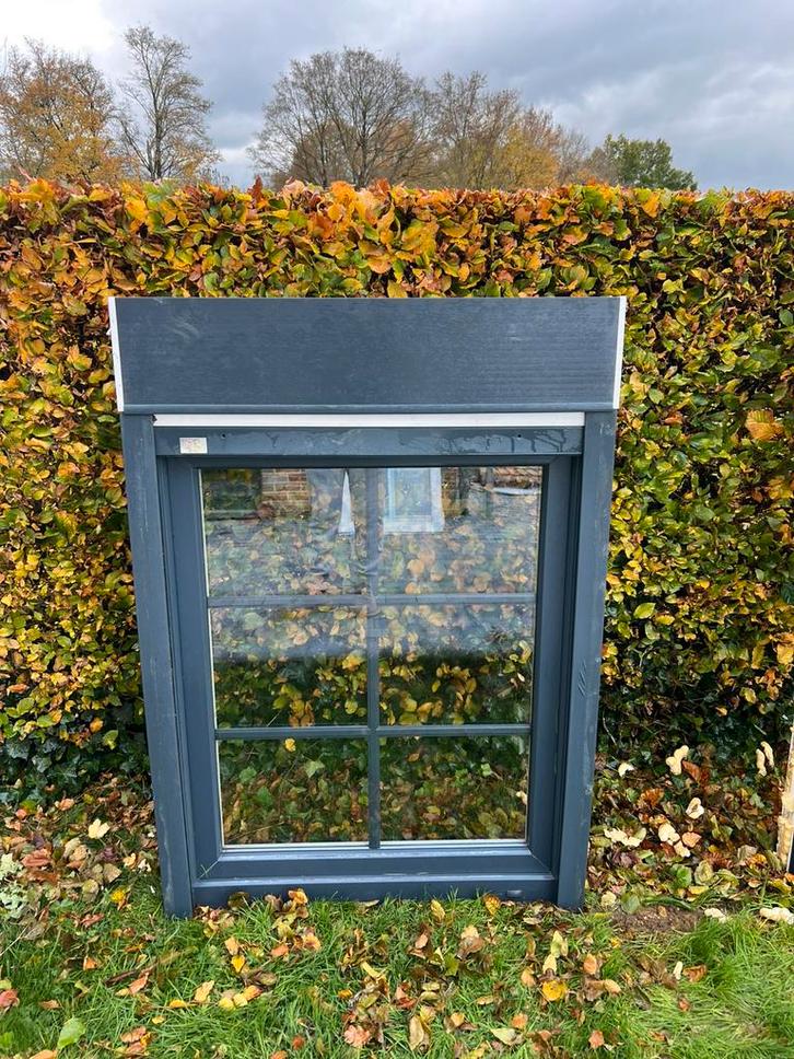 Châssis avec volet électrique 200€ pièces, Bricolage & Construction, Châssis & Portes coulissantes, Utilisé, Enlèvement