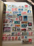 Postzegelalbum 2H20, Postzegels en Munten, Postzegels | Volle albums en Verzamelingen, Ophalen of Verzenden