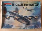 B-24J Liberator, 1/48, monogram + extra stickers, Overige merken, Nieuw, Ophalen of Verzenden, Groter dan 1:72