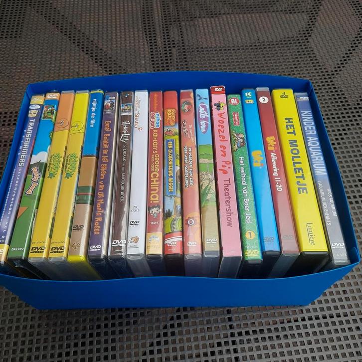 18 KINDER DVD´s met BOX "HET MOLLETJE" NIEUWSTAAT.1LOT, Cd's en Dvd's, Dvd's | Kinderen en Jeugd, Zo goed als nieuw, Film, Overige genres