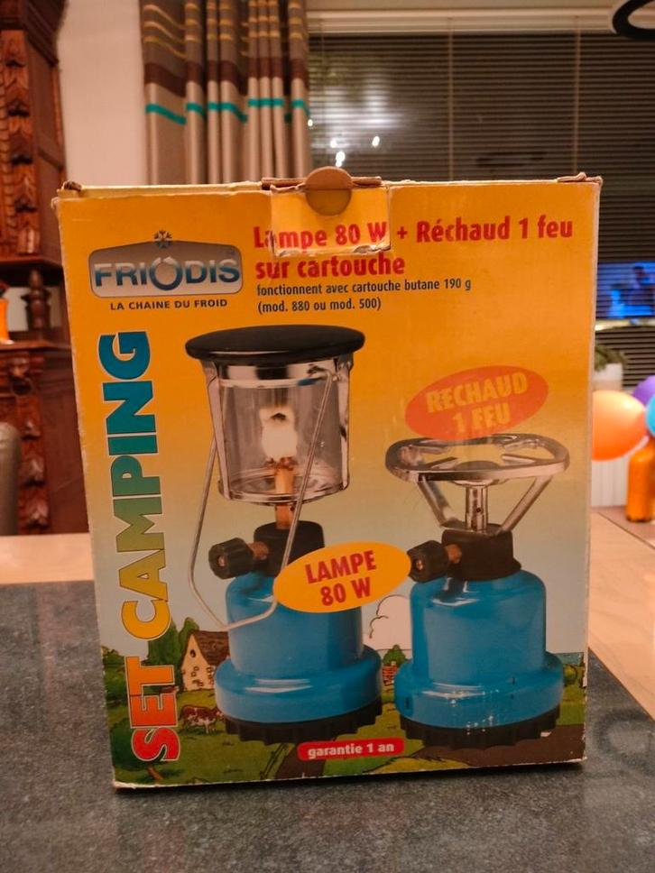 'Friodis' gaslamp, creëert licht en warmte, werkt op butaan, Caravans en Kamperen, Kampeeraccessoires, Ophalen