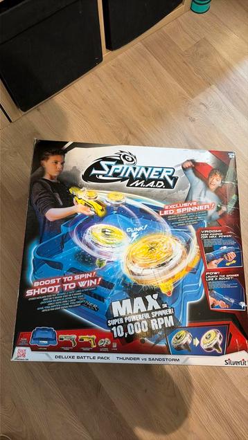 Deluxe spinner mad battle pack beschikbaar voor biedingen