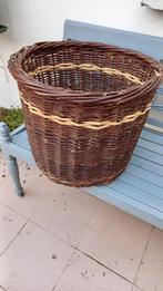 Hout mand, Huis en Inrichting, Ophalen, Zo goed als nieuw, Hout, Mand