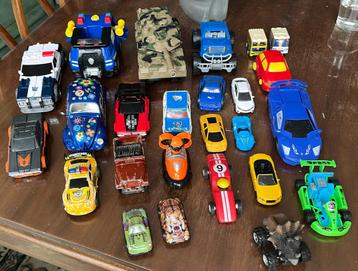Lot de voitures 