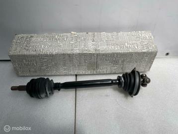 Aandrijfas Links Voorzijde Renault Megane 1 NIEUW 7711368859 beschikbaar voor biedingen