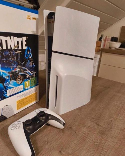 PS5 Disk Versie Slim 1TB + Games & Accessoires, Games en Spelcomputers, Spelcomputers | Sony PlayStation 5, Zo goed als nieuw