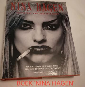 LIVRE 'NINA HAGEN' C'EST POURQUOI LA DAME EST UN PUNK, Nina hagen, Comme neuf, Personnages, Enlèvement ou Envoi