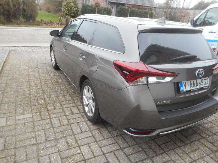 Toyota Auris 1.8 hybride break geen plug in!, Auto's, Toyota, Bedrijf, Te koop, Auris, ABS, Achteruitrijcamera, Adaptieve lichten