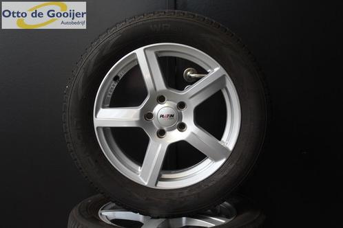 Ford Focus Velgen Winterbanden 16 Inch 5MM, Auto-onderdelen, Banden en Velgen, Banden en Velgen, Winterbanden, 16 inch, 215 mm
