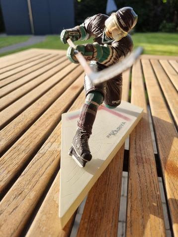 ice Hockey action figure Paul Kariya beschikbaar voor biedingen