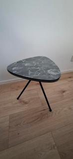 Vintage bijzettafel/plantentafel driepoot hout/metaal, 45 tot 60 cm, Minder dan 55 cm, Gebruikt, Vintage