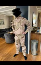 Joli costume militaire à vendre., Enlèvement ou Envoi