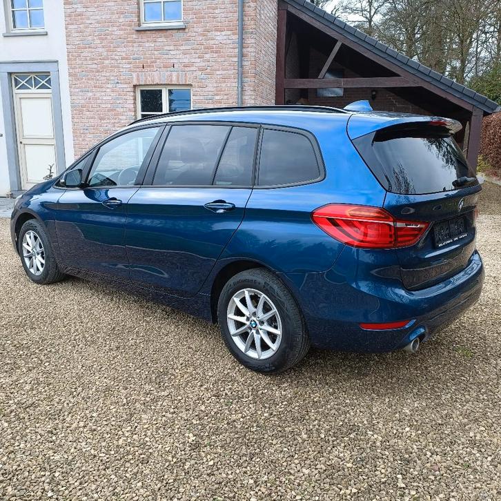 BMW série 2 Grand Tourer 7 places, Auto's, BMW, Particulier, 2 Reeks, ABS, Achteruitrijcamera, Adaptive Cruise Control, Airbags