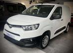 Toyota ProAce City 1.2*UTILITAIRE*3 PLACES*CLIM*CAMERA*CARPL, Auto's, Bestelwagens en Lichte vracht, Stof, Gebruikt, 1199 cc, Wit
