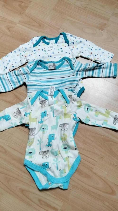 3 gekleurde body's rompers maat 62, Kinderen en Baby's, Babykleding | Maat 62, Zo goed als nieuw, Jongetje of Meisje, Nacht- of Onderkleding