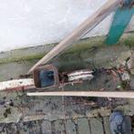 Allerlei antieke werktuigen, Ophalen