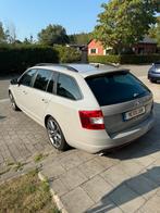 Skoda octavia vRS 2.0l benzine 162kw manueel, Auto's, Skoda, Voorwielaandrijving, Euro 5, Zwart, 4 cilinders