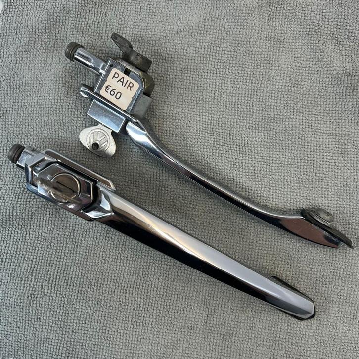 VW K70 deurgreepset chroom bijpassende sleutel, Auto diversen, Auto-accessoires, Gebruikt, Ophalen of Verzenden