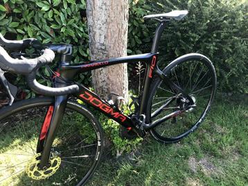 Pinarello F10 S fonctionne - Disque, 49 à 53 cm, Enlèvement, Comme neuf, Carbone