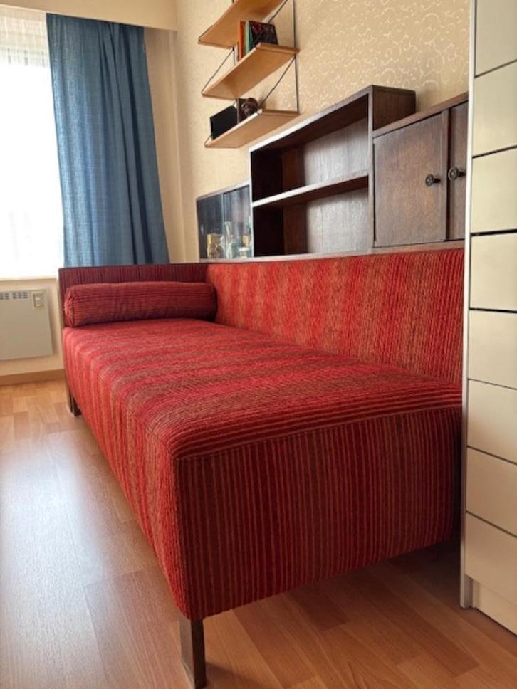 Vintage meubelstuk - Zitbank-slaapbank, Antiek en Kunst, Antiek | Meubels | Kasten, Ophalen