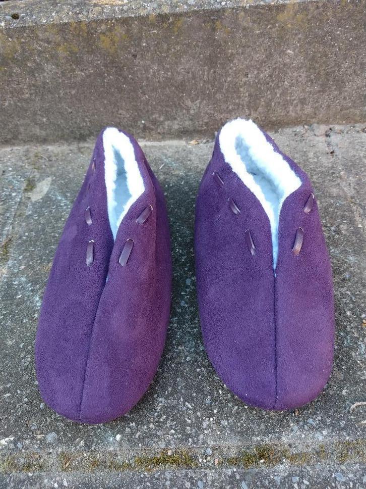 Pantoffels 32/33, Kinderen en Baby's, Kinderkleding | Schoenen en Sokken, Nieuw, Overige typen, Jongen of Meisje, Ophalen of Verzenden