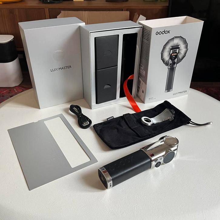 Flash Godox LUX MASTER, TV, Hi-fi & Vidéo, Photo | Studio photo & Accessoires, Comme neuf, Enlèvement ou Envoi