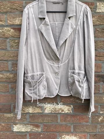 Sandwich lichte jas taupe XL (T42-44) in zeer goede staat beschikbaar voor biedingen