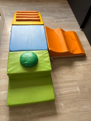 Kruipkussens insgraf - Bambino beschikbaar voor biedingen