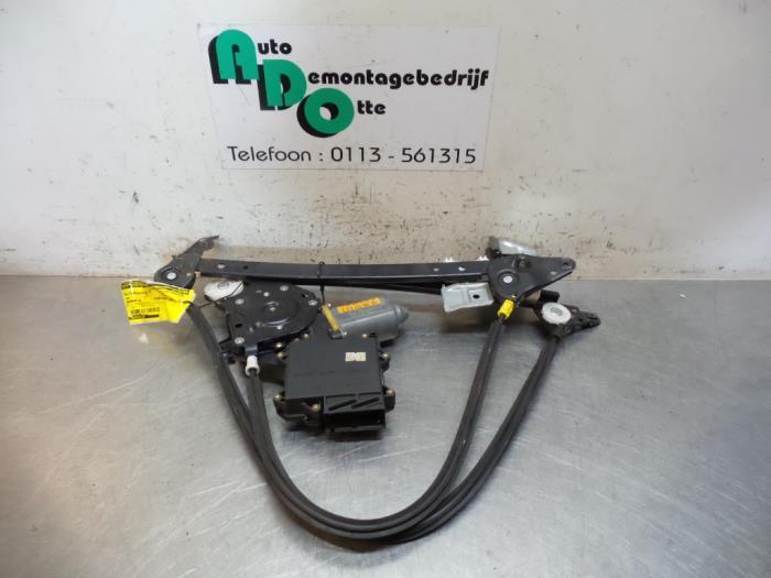 Mécanique vitre 4portes arrière droite d'un Volkswagen Sha, Autos : Pièces & Accessoires, Vitres & Accessoires, Volkswagen, Utilisé