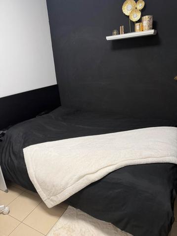Malm 140x200 beschikbaar voor biedingen